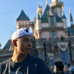 Meet your Posher, Jorge